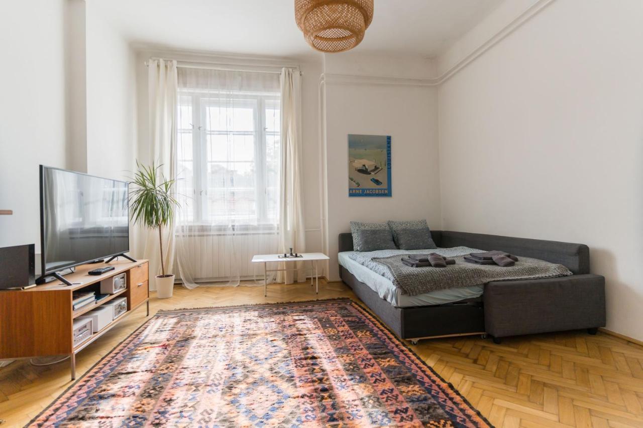 Klauzal Apartment W/3 Bedrooms, French Balcony Budapest Exterior photo