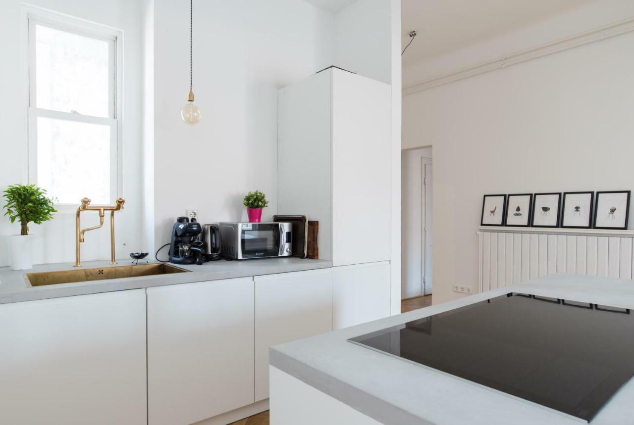 Klauzal Apartment W/3 Bedrooms, French Balcony Budapest Exterior photo