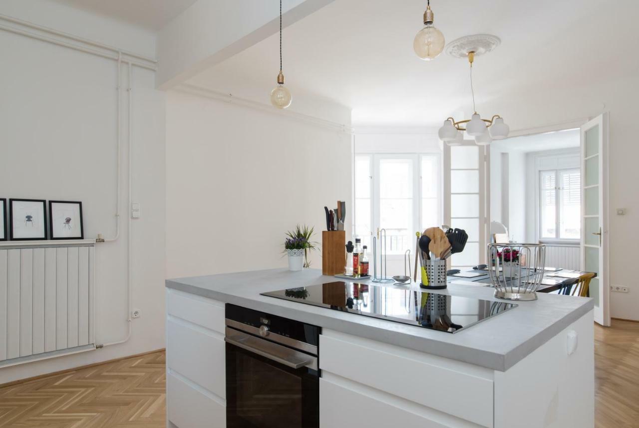 Klauzal Apartment W/3 Bedrooms, French Balcony Budapest Exterior photo