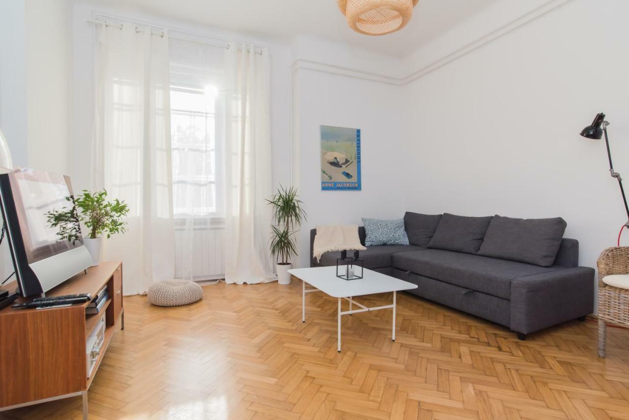 Klauzal Apartment W/3 Bedrooms, French Balcony Budapest Exterior photo